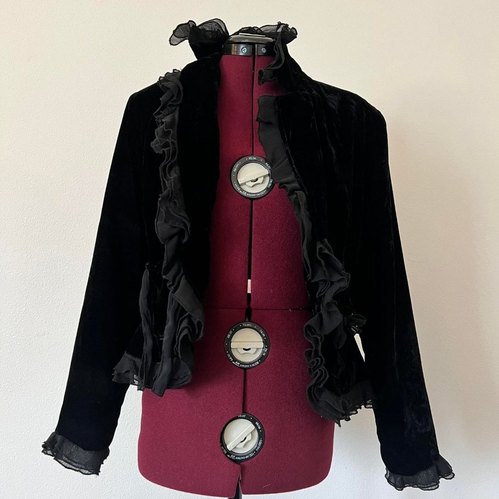 Anne Carson black velvet blazer w/ ruffled trim